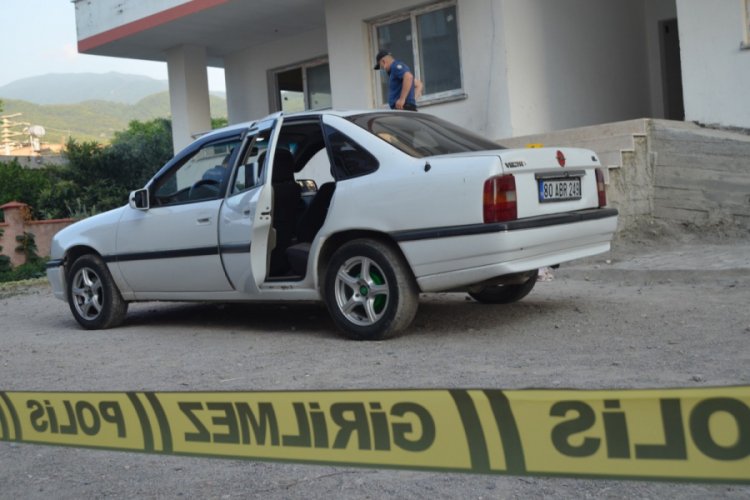 İlişkisinin bitmesine sebep olarak g&ouml;rd&uuml;, kurşun yağmuruna tuttu