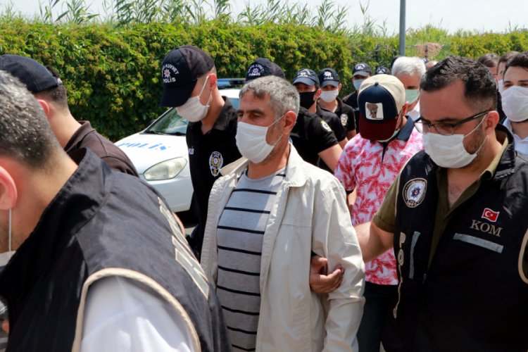 FET&Ouml; ş&uuml;phelisinin suya attığı telefondan G&uuml;len'in ses kayıtları &ccedil;ıktı