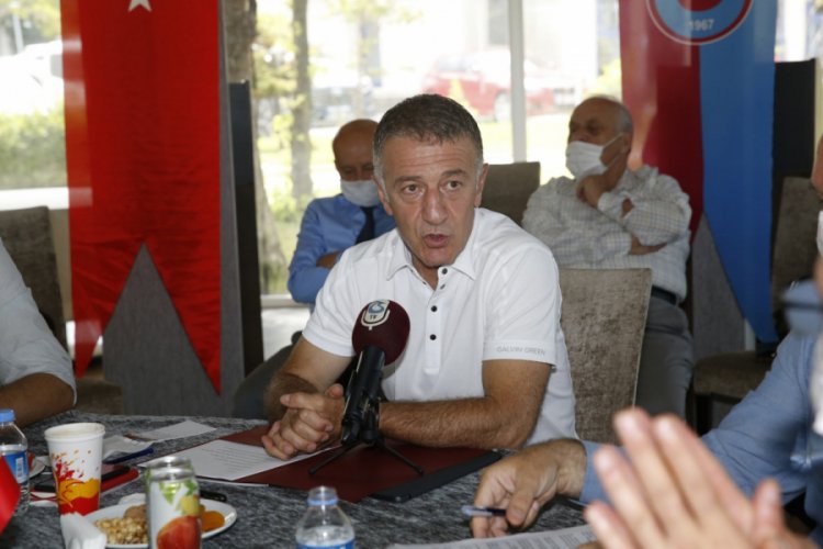 Ağaoğlu: S&uuml;per Lig kupasının elimizde g&ouml;ky&uuml;z&uuml;ne y&uuml;kseleceğini hayal ediyoruz