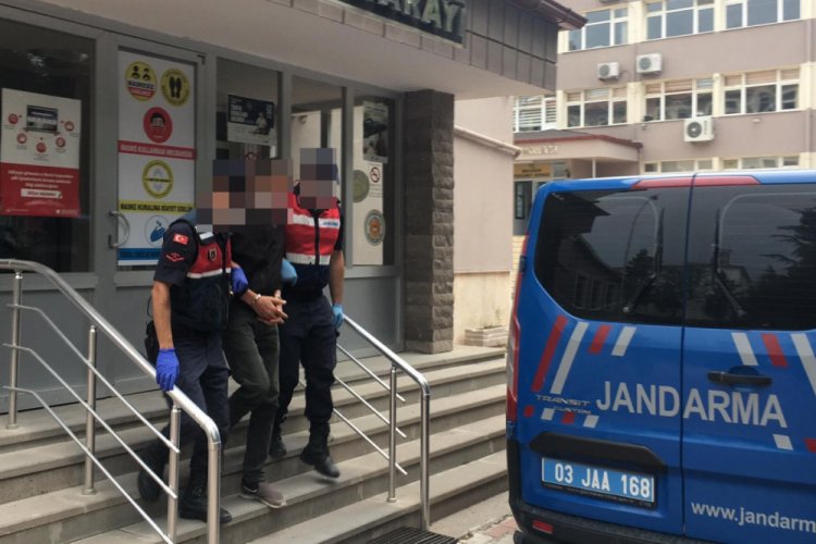 37 ş&uuml;pheli uyuşturucudan g&ouml;zaltına alındı