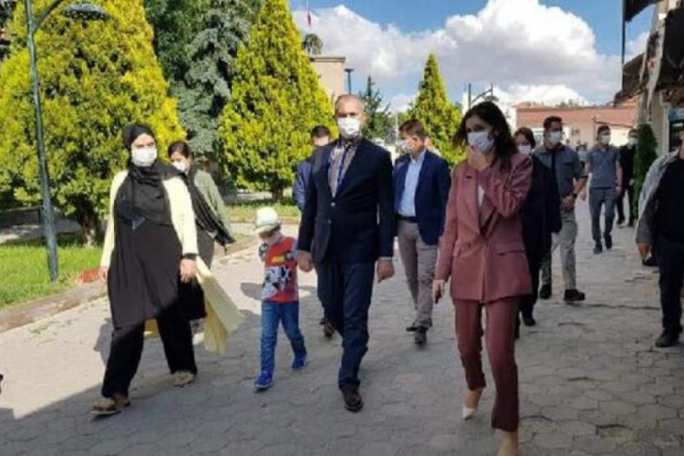 Bakan G&uuml;l'den Hacıbektaş Veli dergahına ziyaret