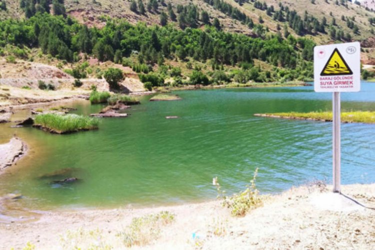Talha ve H&uuml;seyin g&ouml;lette boğularak can verdi