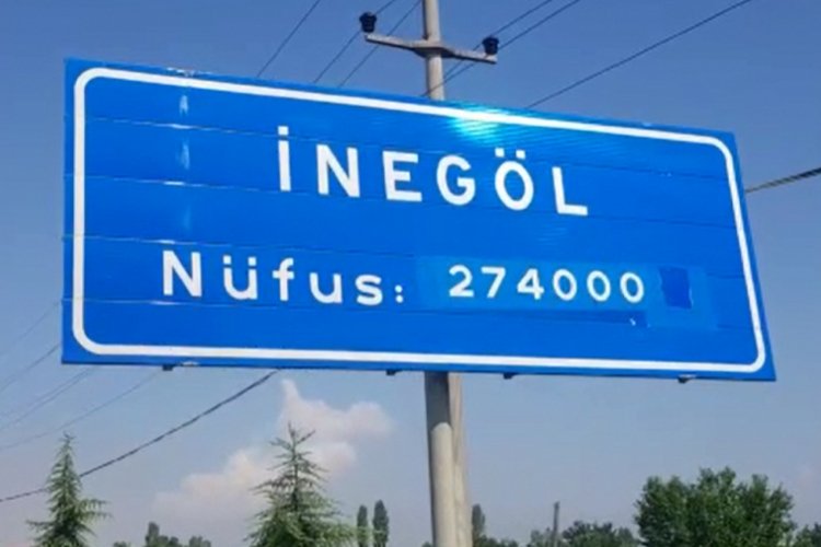 Bursa'da belediye yanlış n&uuml;fus tabelasını d&uuml;zeltti, ancak bu defa da fazla n&uuml;fus yazıldı