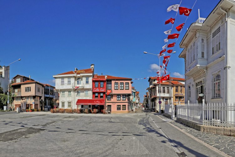 Bursa Mudanya Belediyesi'nden Girit Mahallesi esnafına müjde