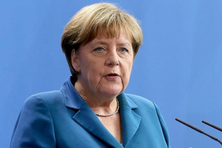 Merkel: T&uuml;rkiye'ye y&ouml;nelik uyumlu bir stratejiye ihtiya&ccedil; var