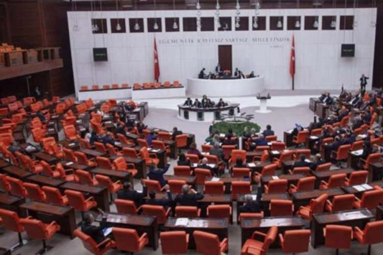 T&uuml;m partilerden Esra Albayrak'a destek