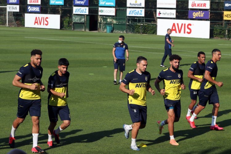 Fenerbah&ccedil;e g&uuml;n&uuml; &ccedil;ift idmanla tamamladı