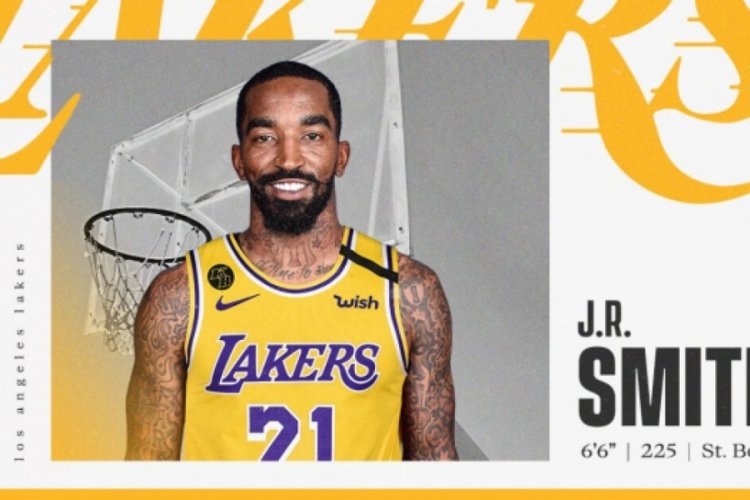 Los Angeles Lakers, Jr. Smith'i kadrosuna kattı