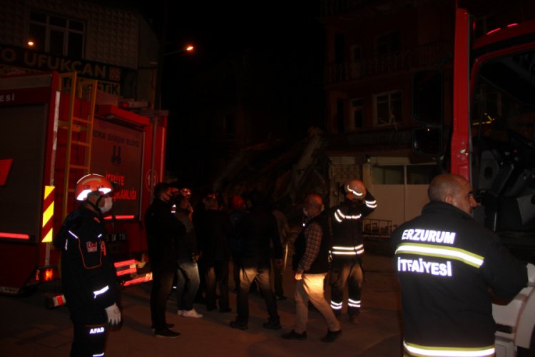 Erzurum'da 5 katlı bina &ccedil;&ouml;kt&uuml;