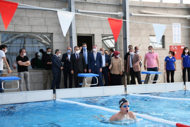 Bursa İnegöl Belediyesi yüzme havuzu hizmete giriyor