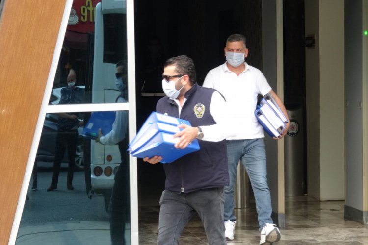 Tankerlerden akaryakıt &ccedil;alanlara operasyon: 9 g&ouml;zaltı