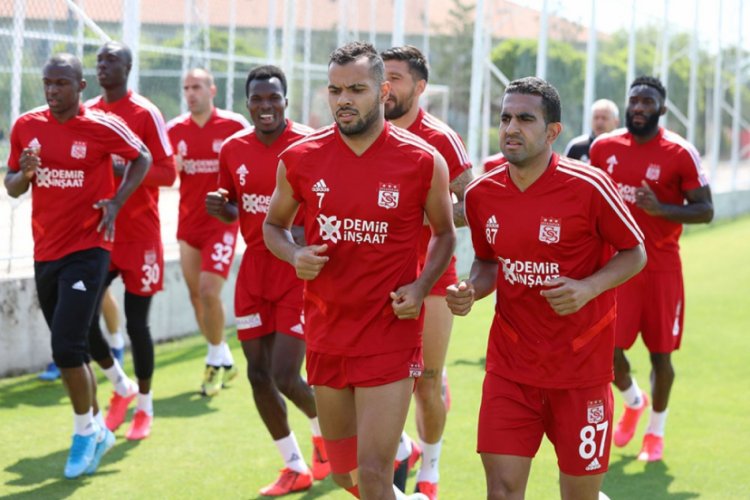Sivasspor, Kasımpaşa ma&ccedil;ına hazırlanıyor