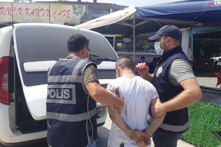 Bursa İneg&ouml;l'de haklarında yakalama emri bulunan iki kişi yakalandı