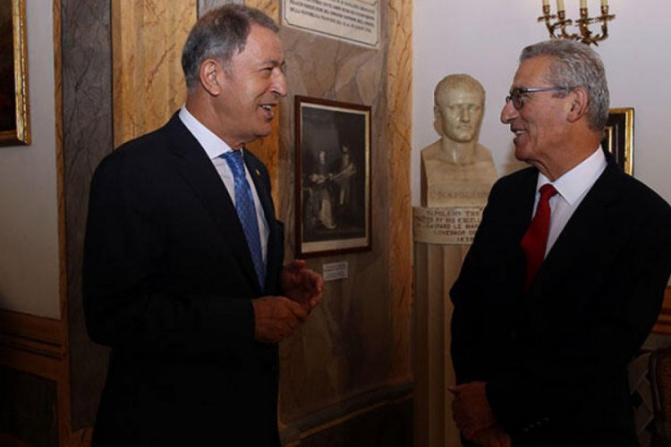 Bakan Akar ve Genelkurmay Başkanı G&uuml;ler Malta'da