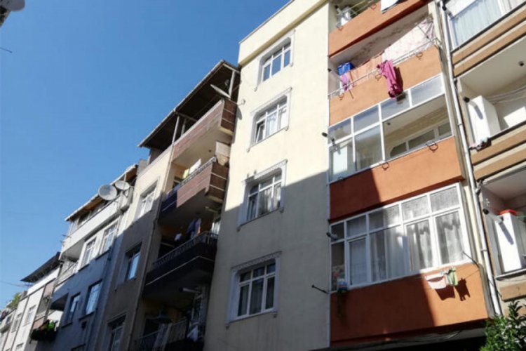 4 katlı bina boşaltıldı