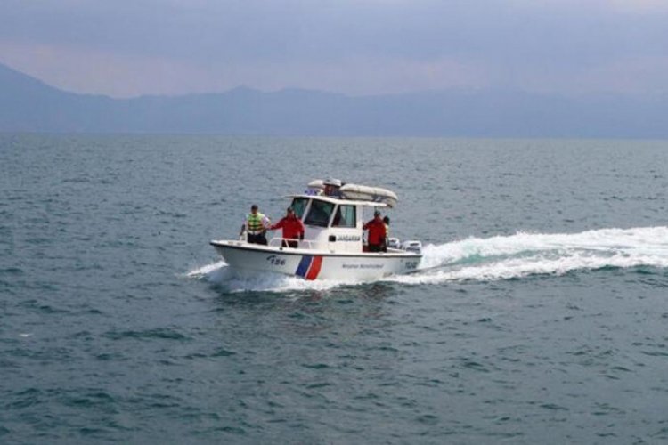Van G&ouml;l&uuml;'nde 2 kişinin daha cansız bedenine ulaşıldı