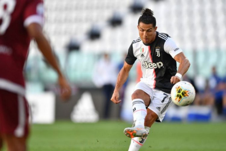 Juventus, Torino derbisinde gol yağdırdı