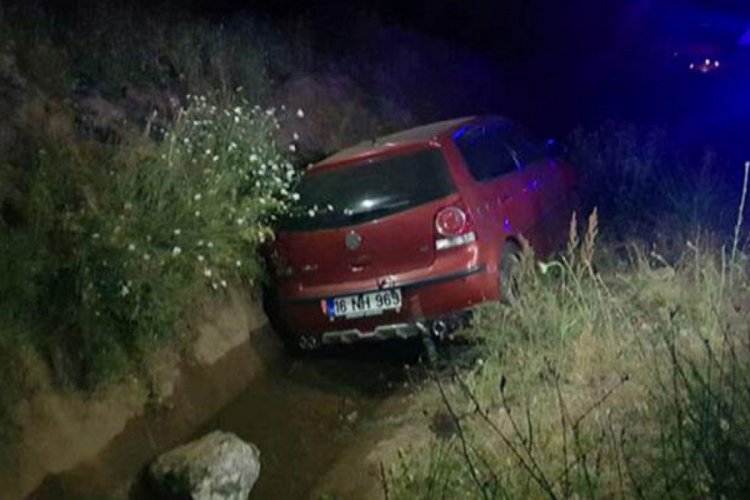 Bursa plakalı ara&ccedil; kaza yaptı: 2 uzman onbaşı yaralı