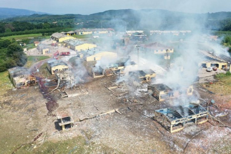 Havai fişek fabrikasındaki arama kurtarma &ccedil;alışmaları tekrar başladı