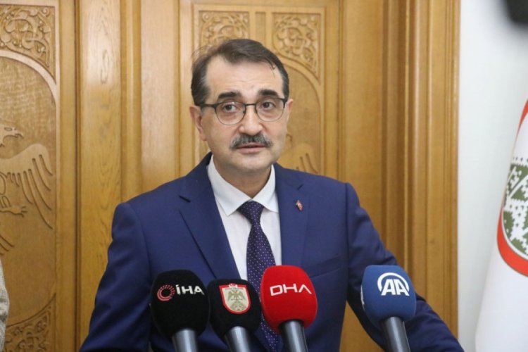 Bakan D&ouml;nmez: "Sivas t&uuml;kettiği enerjinin 5 katını &uuml;retiyor"