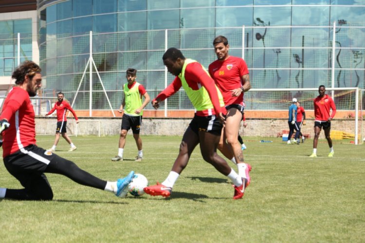 Kayserispor'da testler negatif &ccedil;ıktı