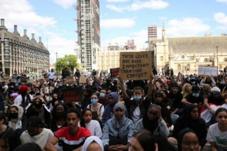 Londra'da Yemen protestosu