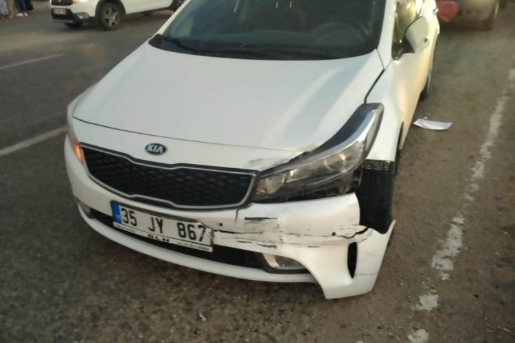 Zincirleme trafik kazasında 4 kişi yaralandı