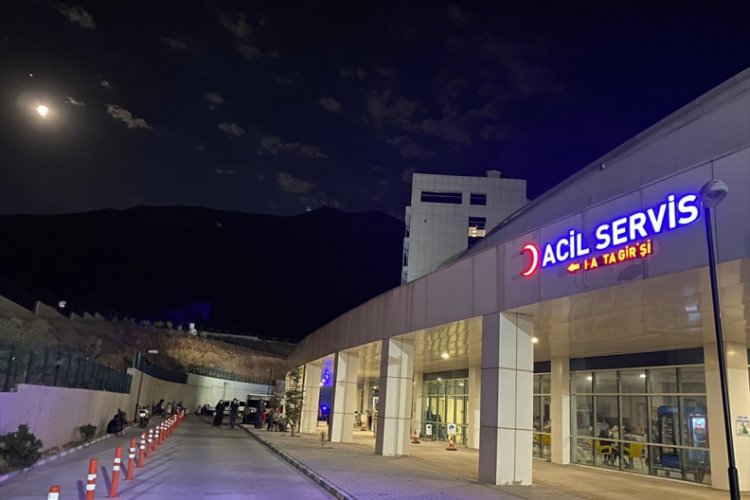 Otomobili durdurularak eşi ve &ccedil;ocuğu yanındayken silahla vuruldu