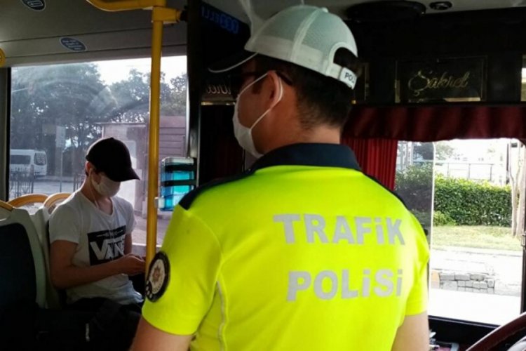 İstanbul'da toplu taşıma ara&ccedil;larında koronavir&uuml;s denetimi