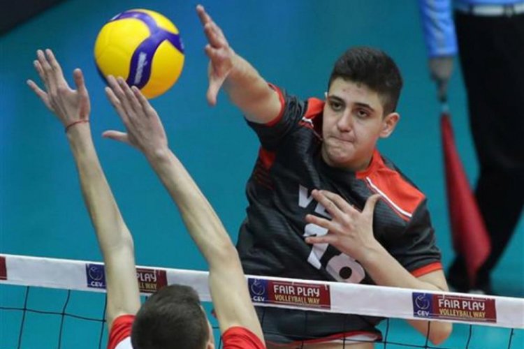 Berk Dilmenler milli takıma &ccedil;ağırıldı