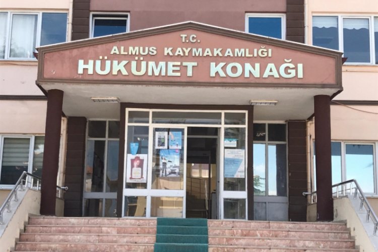 M&uuml;başirin Covid-19 testi pozitif &ccedil;ıktı, hakim ve personeller karantinaya alındı
