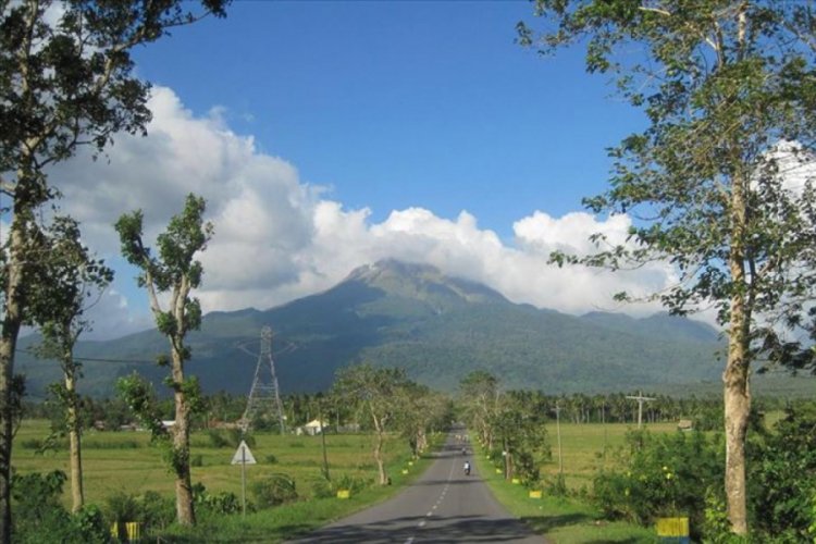 Filipinler, Bulusan Yanardağı i&ccedil;in alarm seviyesini artırdı