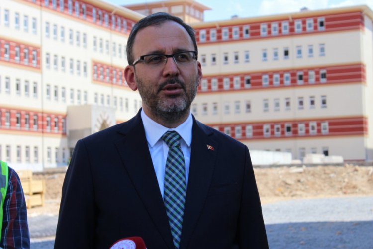 Bakan Kasapoğlu: Yurt kapasitesini 180 binden 700 bine &ccedil;ıkardık