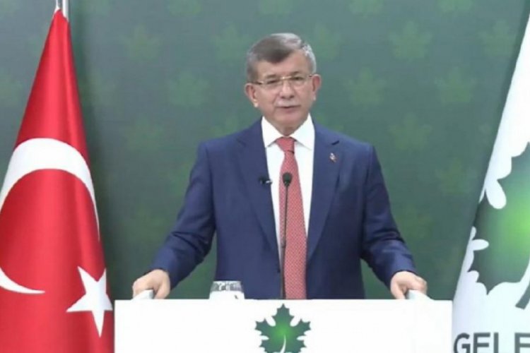 Davutoğlu: Erdoğan kendisine saldıranlarla yoldaşlık yapmayı tercih etti