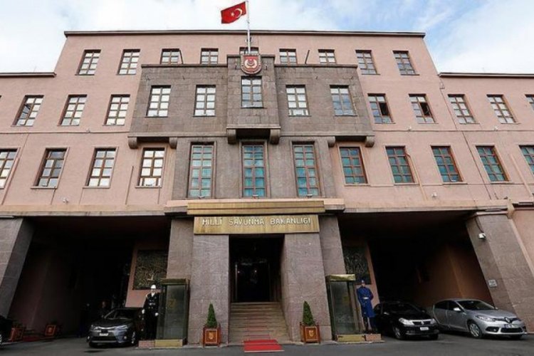 TSK'dan Gelibolu'daki orman yangınını s&ouml;nd&uuml;rme &ccedil;alışmalarına destek