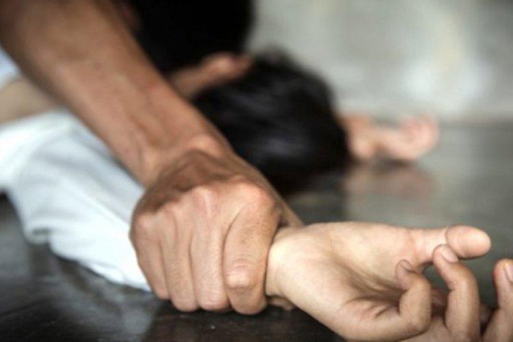 Temizlik Iscisine Igrenc Tuzak Cocugunun Gozu Onunde Tecavuz Etti Bursada Bugun Bursa Bursa Haber Bursa Haberi Bursa Haberleri Bursa