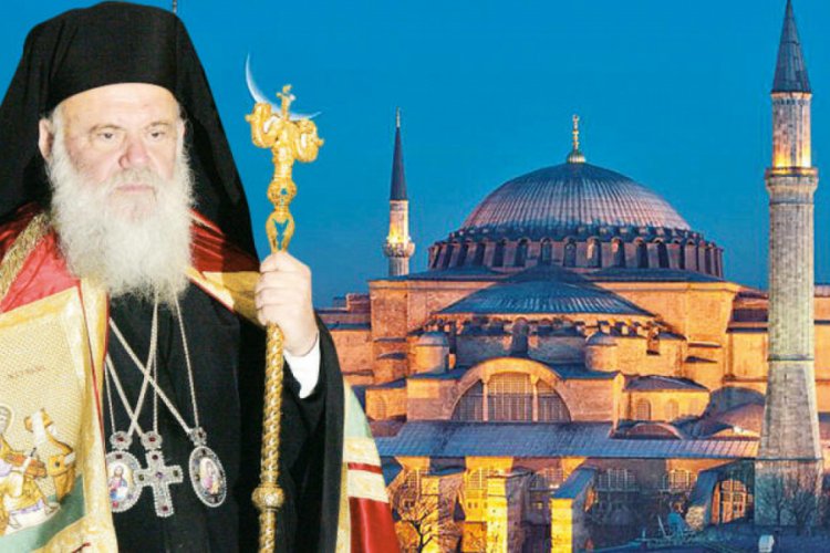 Yunan papazdan tepki &ccedil;eken Ayasofya yorumu