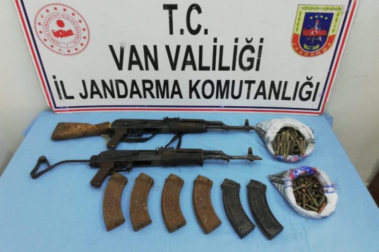 Van'da ter&ouml;ristlere ait silah ve m&uuml;himmat ele ge&ccedil;irildi