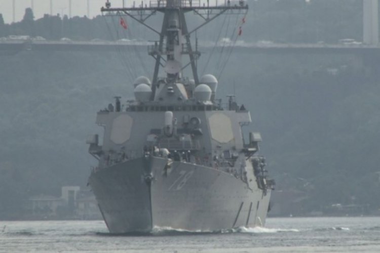 ABD savaş gemisi İstanbul Boğazı'ndan ge&ccedil;ti