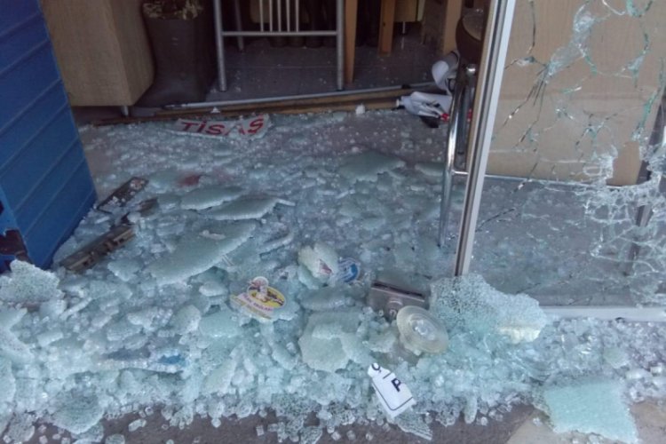 Kayseri'de silah d&uuml;kk&acirc;nı kurşunlandı
