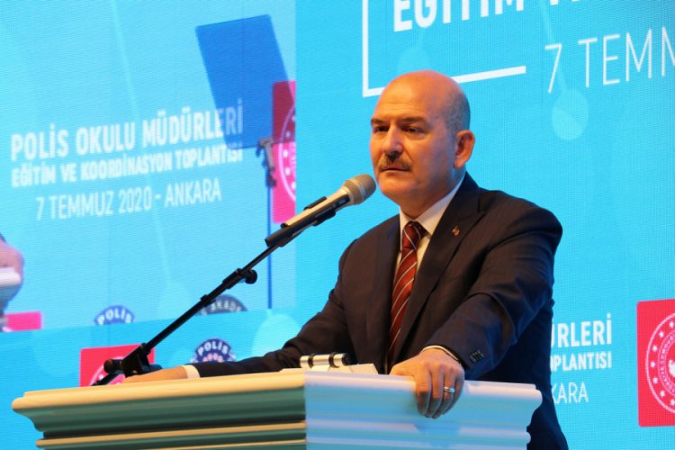 Bakan Soylu: PKK bug&uuml;n korkusundan telsizle bile konuşamıyor