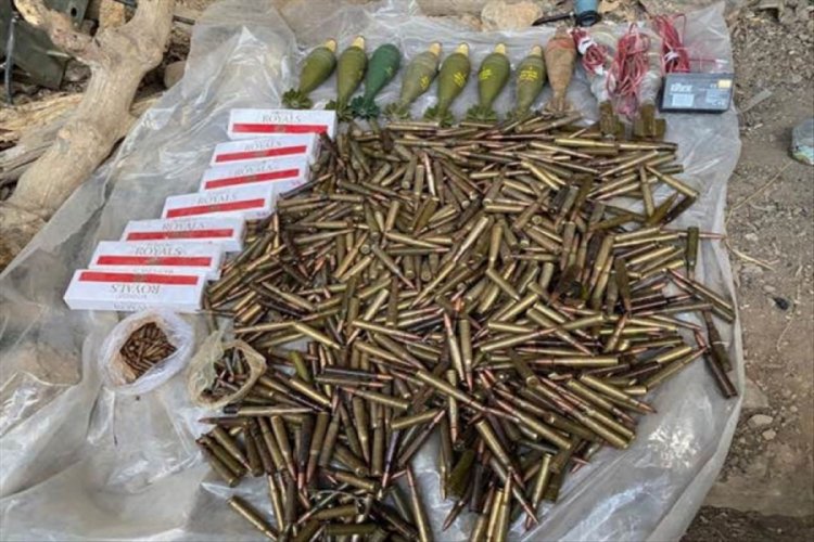 PKK'ya ait &ccedil;ok sayıda silah ve m&uuml;himmat ele ge&ccedil;irildi