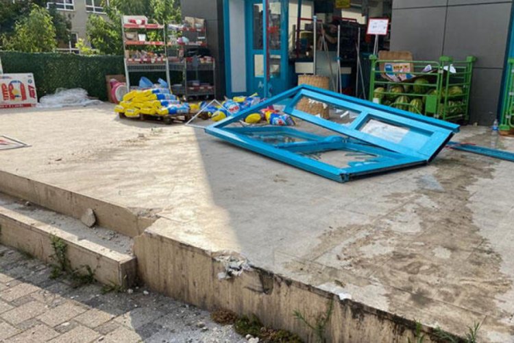 Veterinere yetişmeye &ccedil;alışırken markete daldı