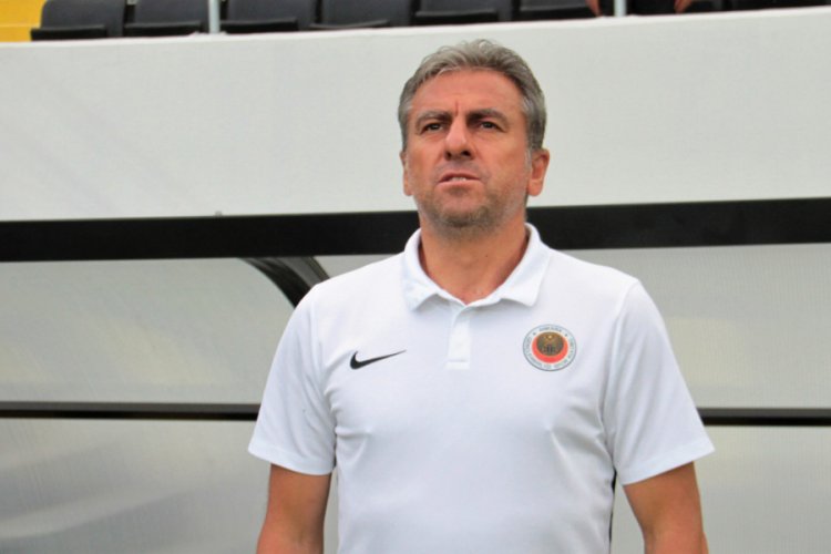 Hamza Hamzaoğlu: "Bu akşam iyi bir oyun oynadığımızı d&uuml;ş&uuml;n&uuml;yorum"