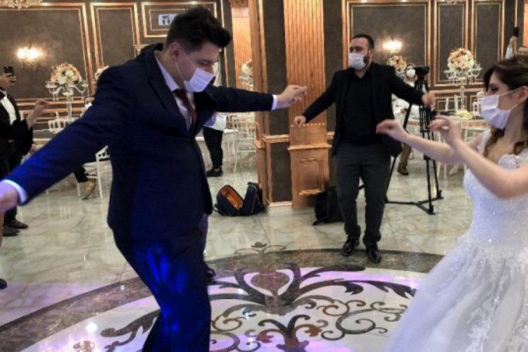Kırşehir'de d&uuml;ğ&uuml;nlere 6 saat sınırı