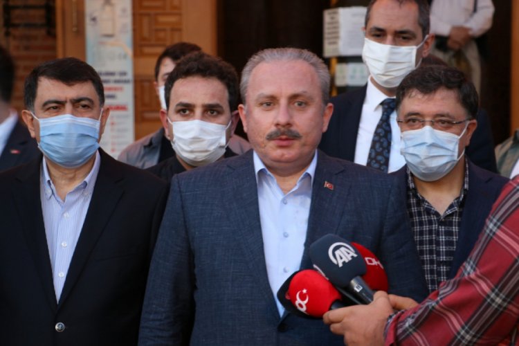 TBMM Başkanı Şentop Hacı Bayram Veli Camisi'nde namaz kıldı
