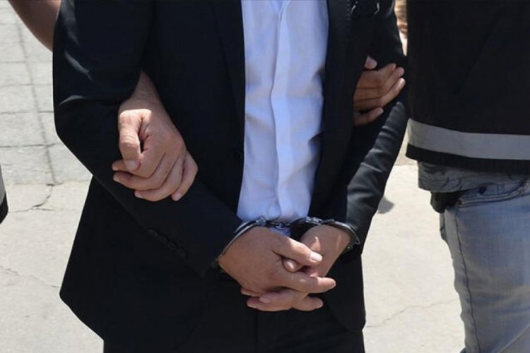 İzmir merkezli FET&Ouml; operasyonunda 19 ş&uuml;pheli yakalandı