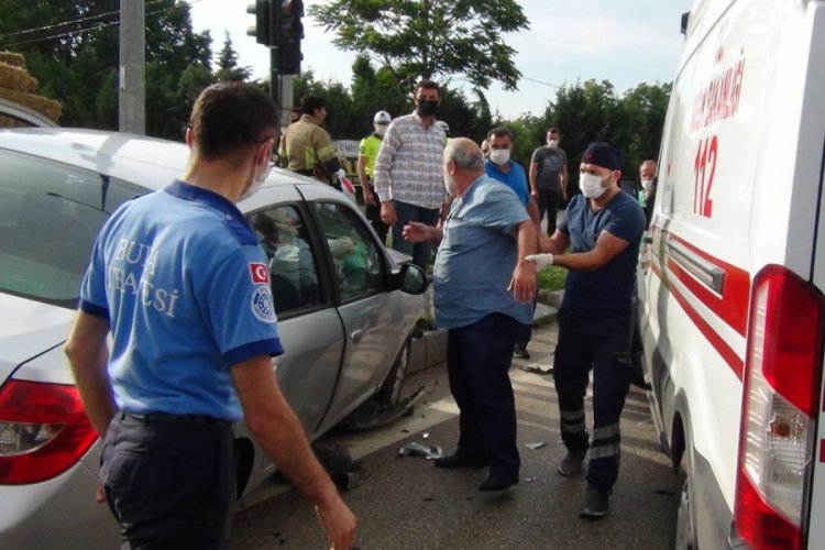 Bursa'da iki ayrı kaza! 5 yaralı var