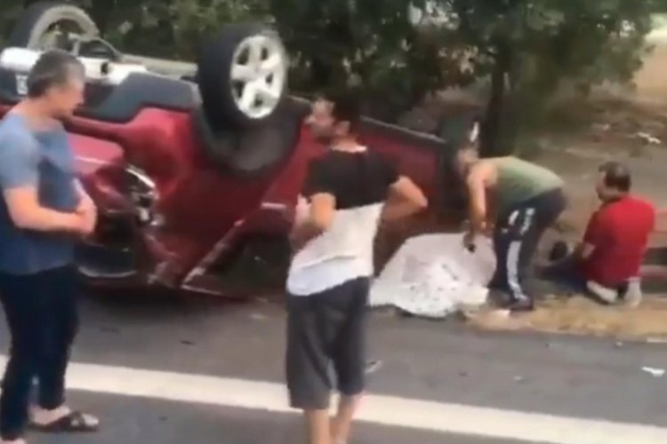 Doğa ile Duru takla atan otomobilde can verdi