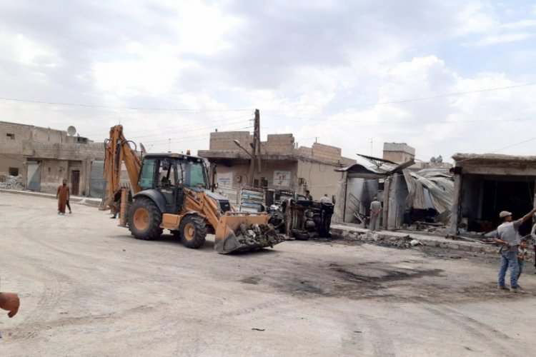 Tel Abyad'daki patlamanın yol a&ccedil;tığı hasar g&uuml;n ağarınca ortaya &ccedil;ıktı